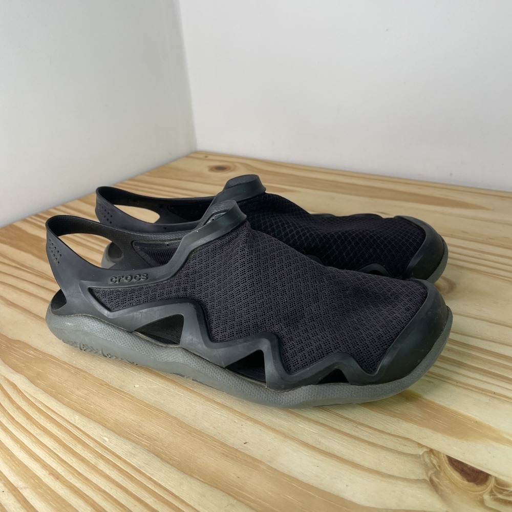 Mens Crocs Swiftwater Mesh Wave Sandals Black Gray Size 7 Womens 8.5